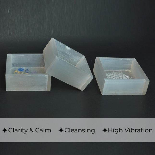 🌙 Exclusive Selenite 3 inch Box – Elegant Storage & Energetic Purification