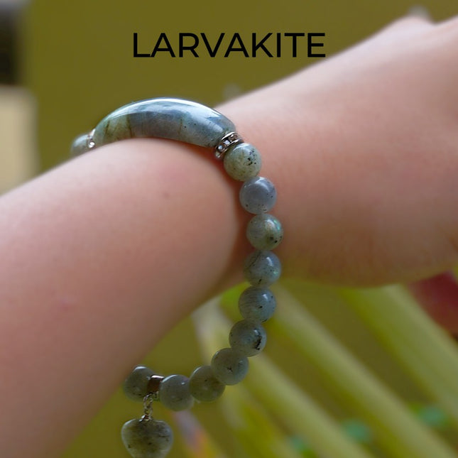 🪄🖤 Designer Charm – Larvakite Bracelet