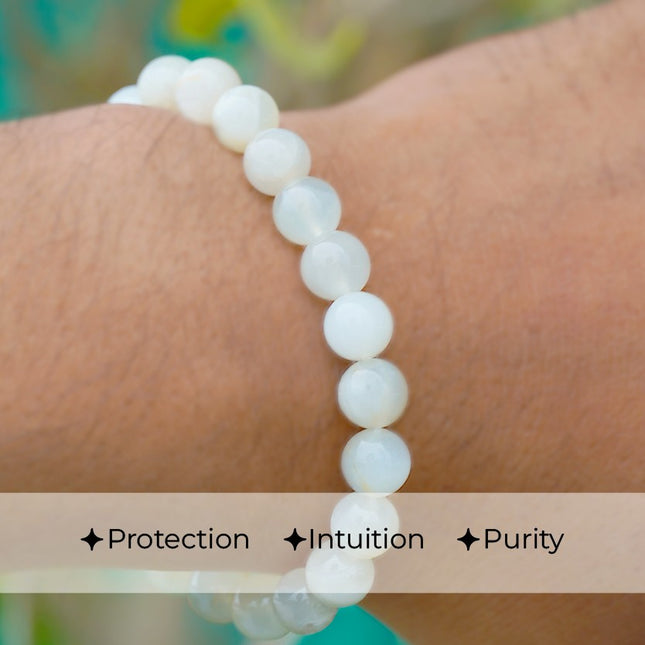 Mother of Pearl Beads Bracelet – Elegance, Emotional Harmony & Feminine Energy