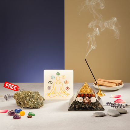 Pyrite Gomtichakra Pyramid With Super Charger Plate Combo