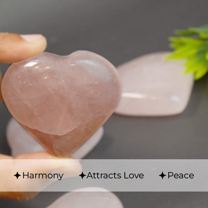 🌸 Rose Quartz – Big Heart Stone