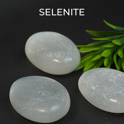 🌟 Selenite Palm Stone