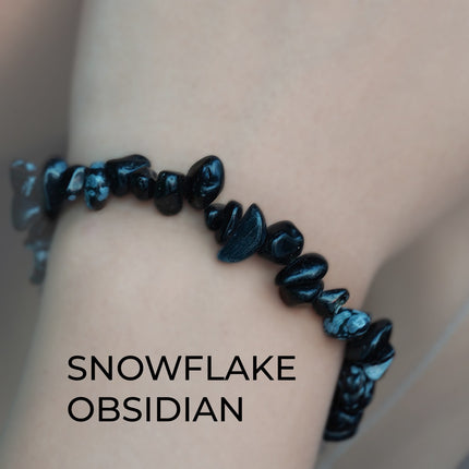 Snowflake Obsidian Chips Bracelet – Balance, Grounding & Inner Clarity