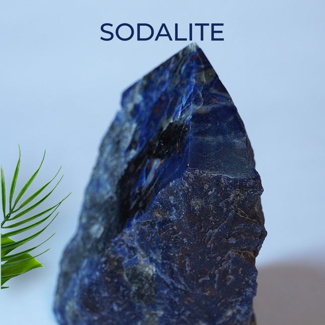 Sodalite Raw Crystal Points – Intuition, Truth & Emotional Balance