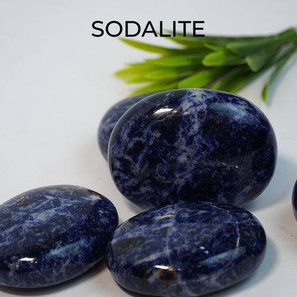 💙 Sodalite Palm Stone