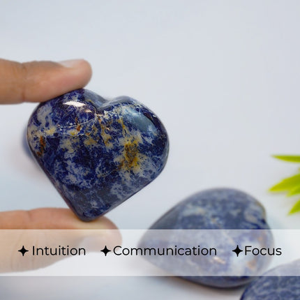 💙 Sodalite Big Heart Stone