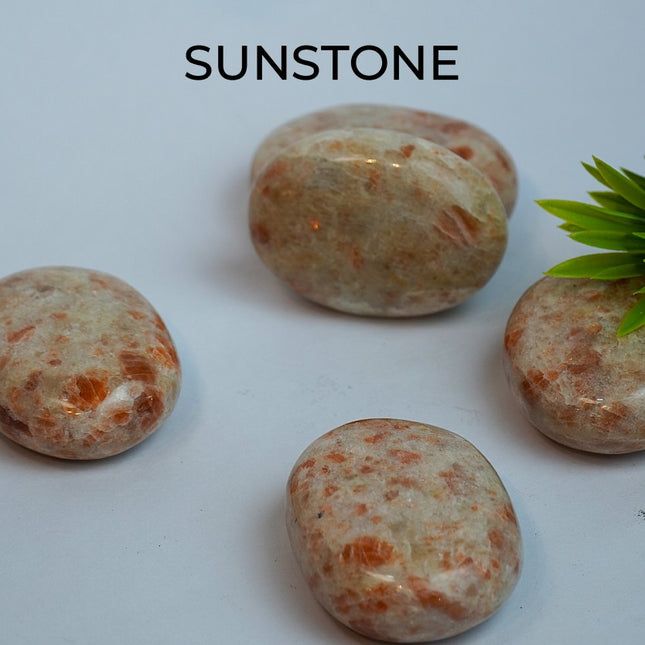 ☀️ Sunstone Palm Stone – Joy • Empowerment • Confidence